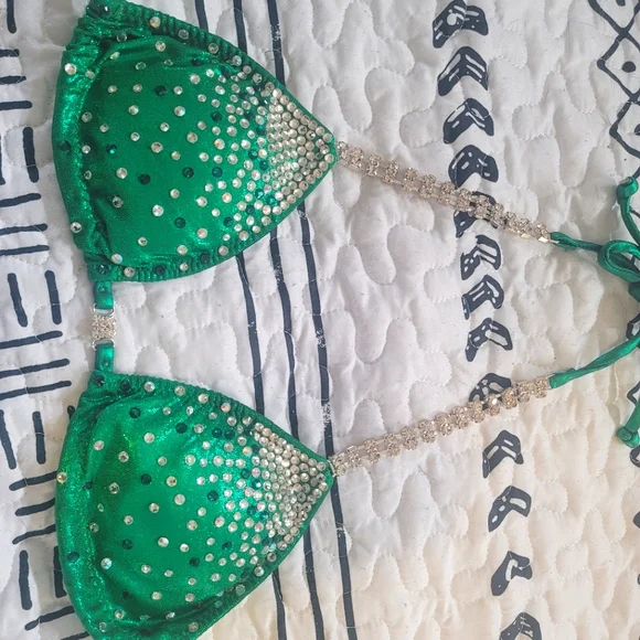 Ravish Sands competition bikini